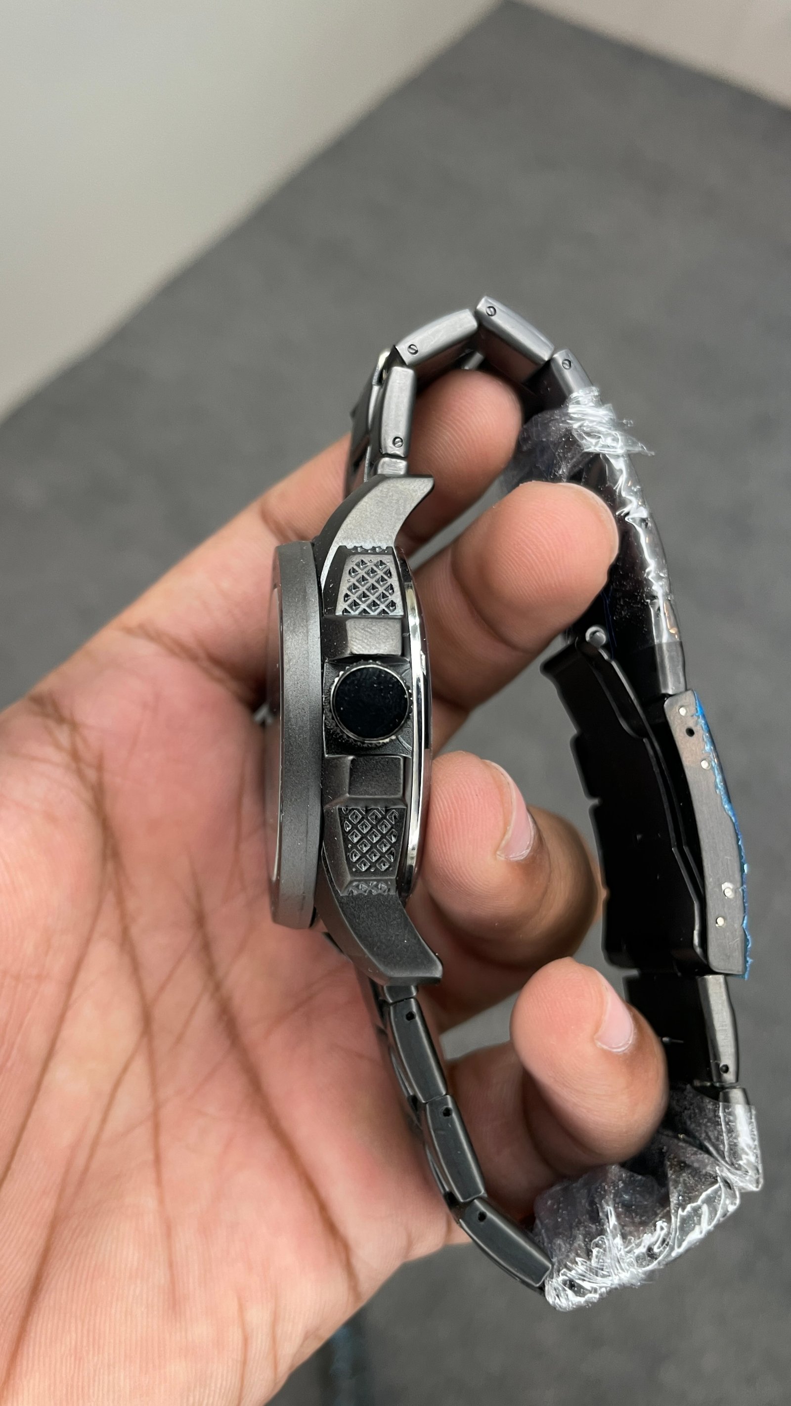 Fosssil Automatic Black Metal Silver Dial Shade