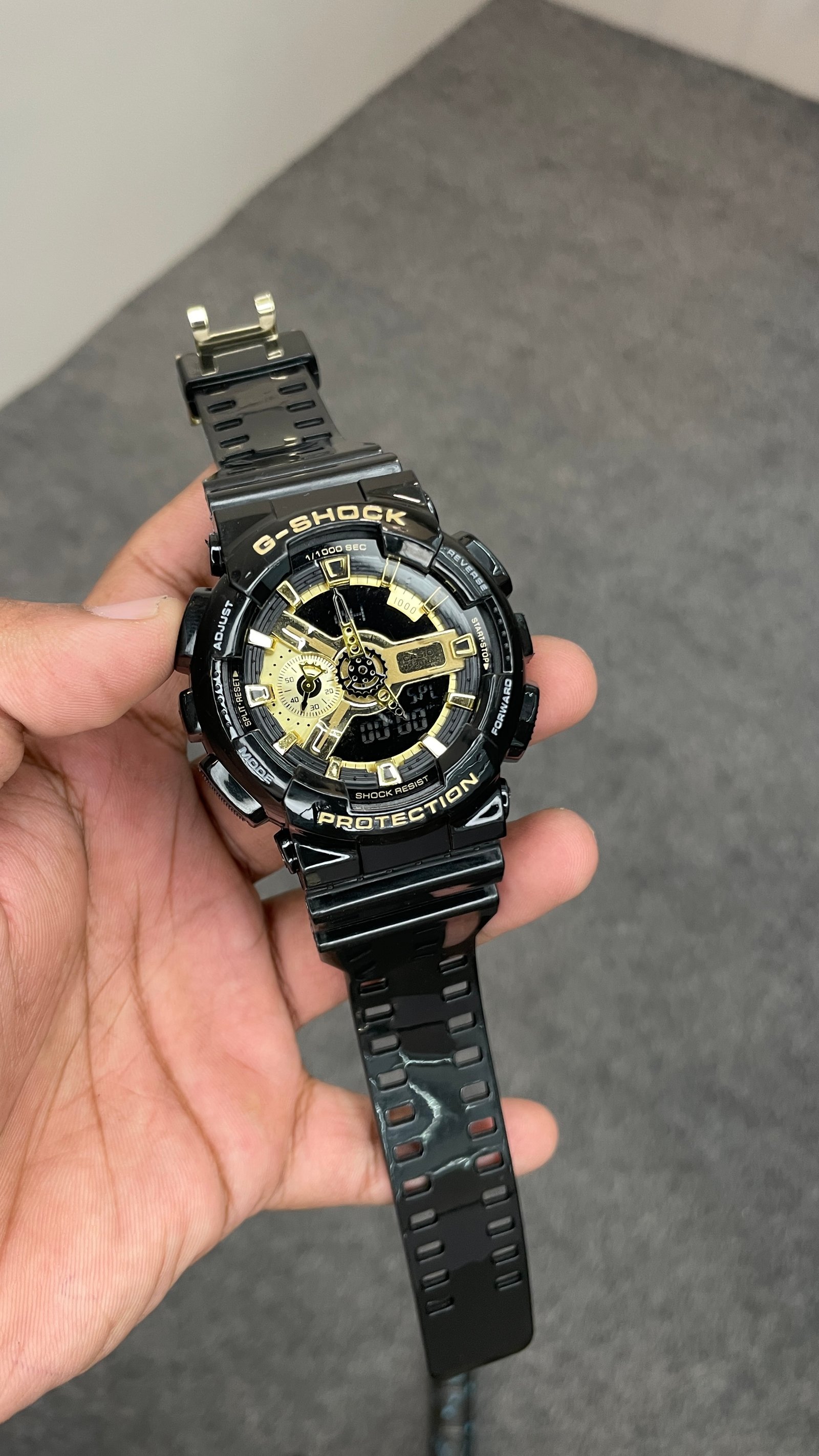 G-SHOCK BBGA-110 Black Gold Fiber Body