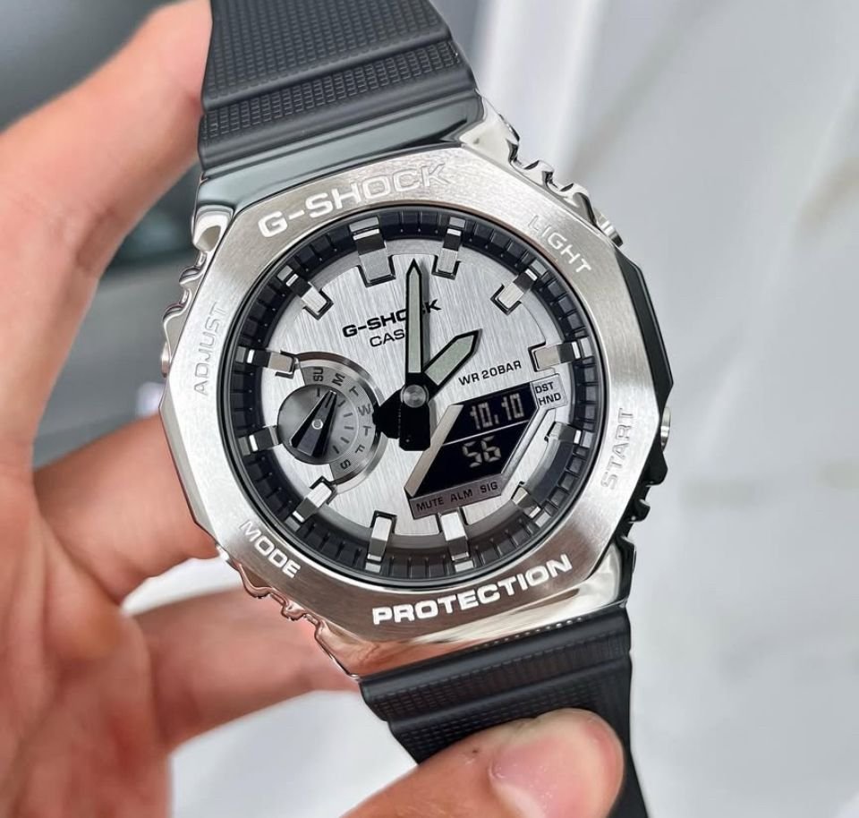 G-SHOCK BBGM-2100 Silver Metal Body